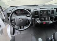 Opel Movano 7