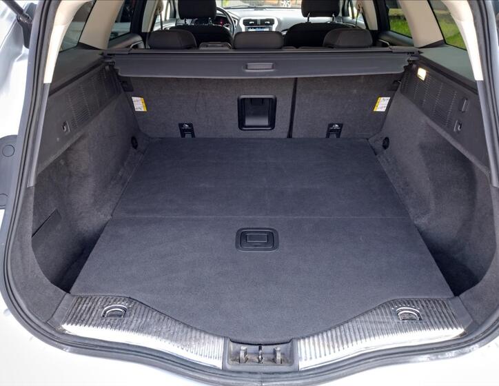 Ford Mondeo 17