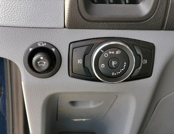 Ford Transit 13