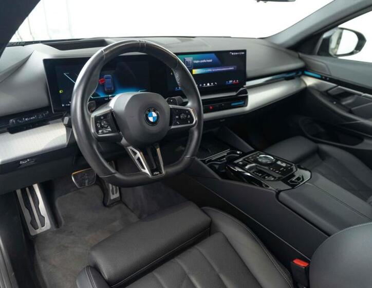 BMW Řada 5 11