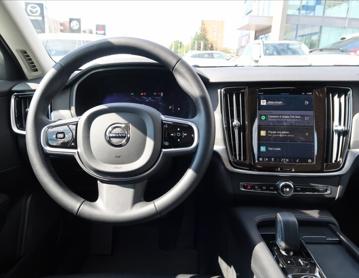 Volvo V90 15