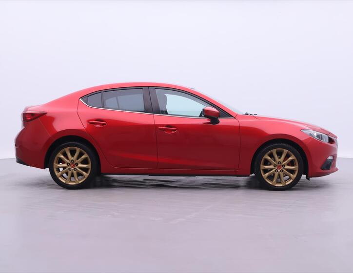 Mazda 3 8