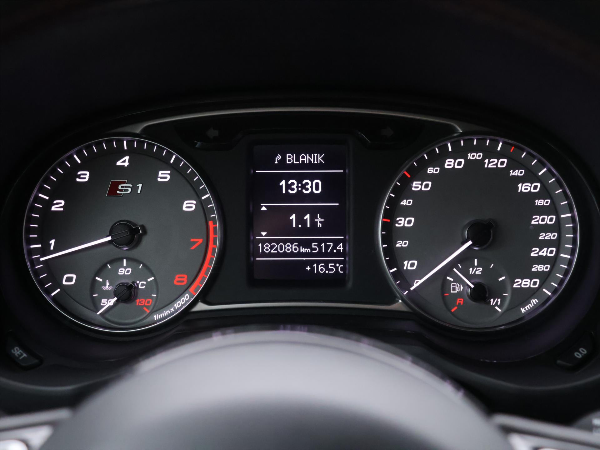Audi S1
