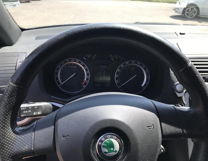 Škoda Octavia 10