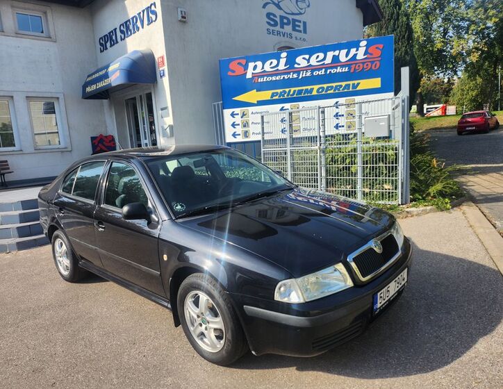 Škoda Octavia 1