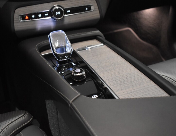 Volvo XC90 14