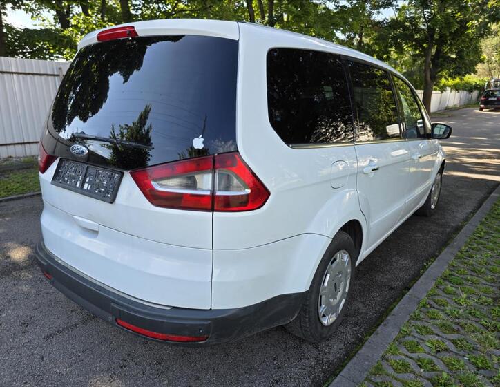 Ford Galaxy 6