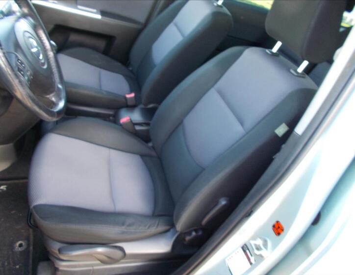 Mazda 5 16