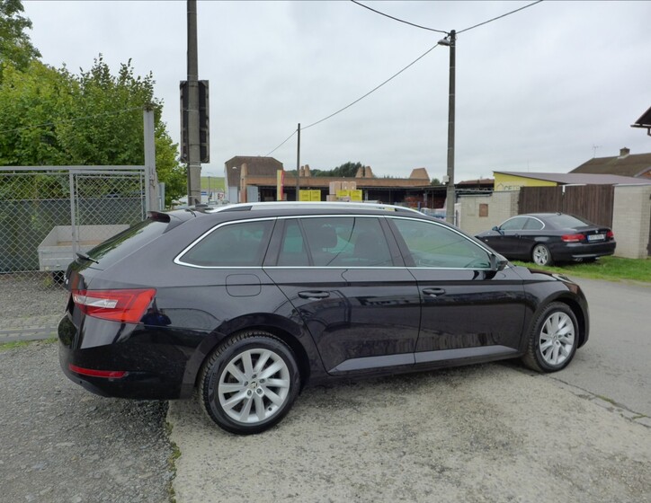 Škoda Superb 5