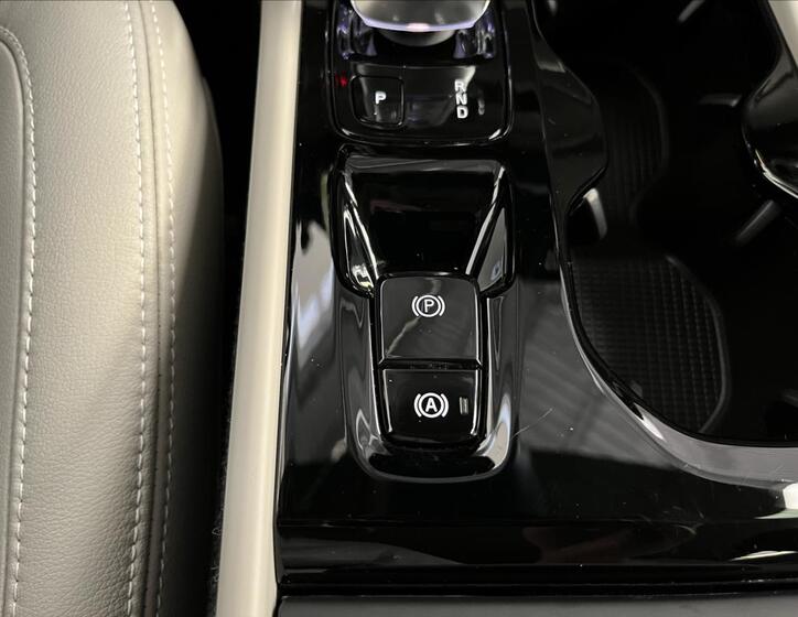 Volvo XC40 16