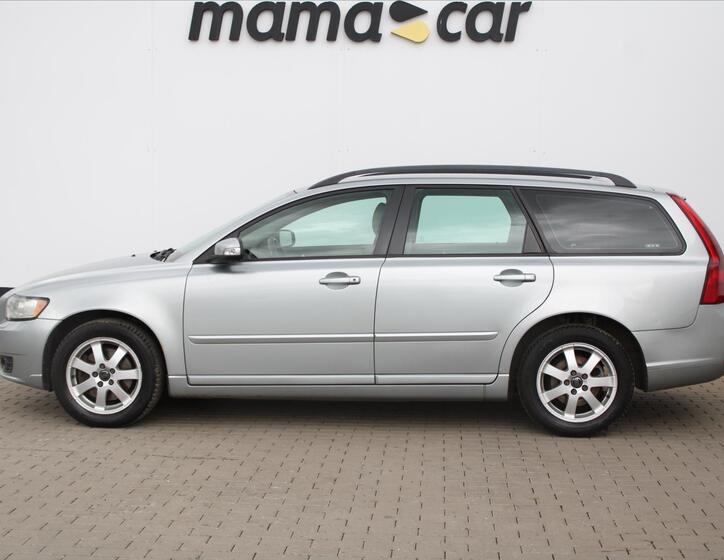 Volvo V50 4