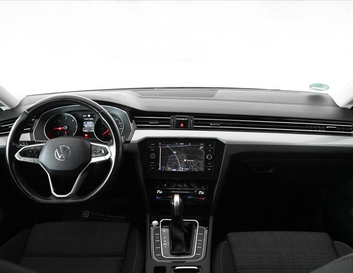 Volkswagen Passat 11