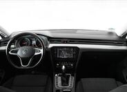 Volkswagen Passat 11