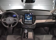 Volvo XC90 30