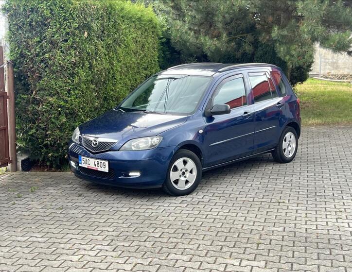 Mazda 2 1