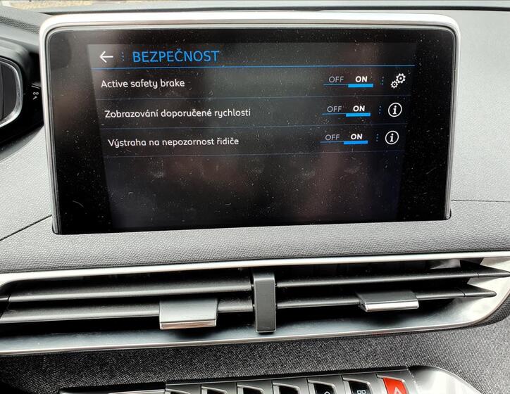Peugeot 5008 32