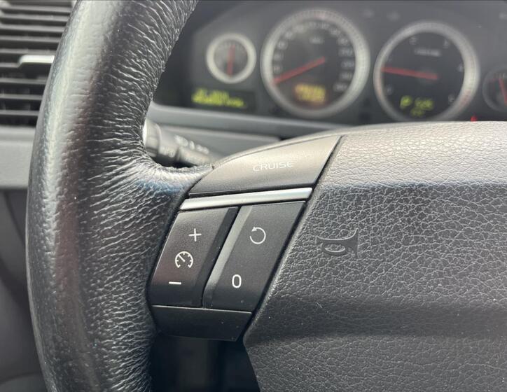 Volvo XC90 23