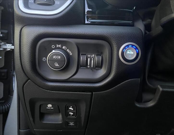 Dodge RAM 19