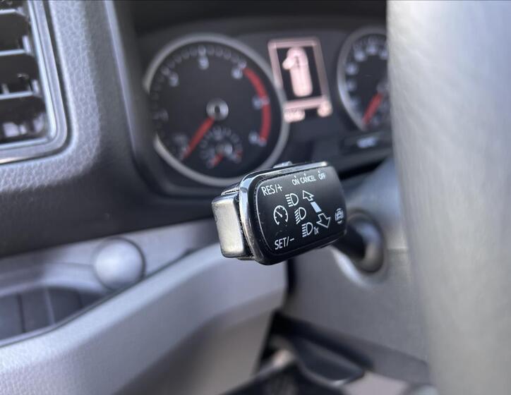 Volkswagen Crafter 13