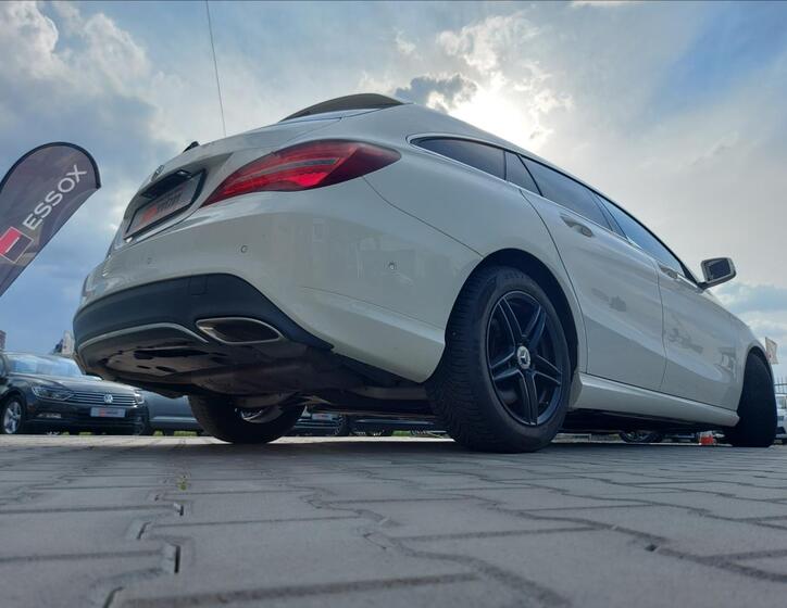 Mercedes-Benz CLA 44