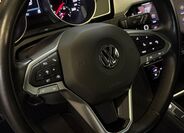 Volkswagen Passat 13