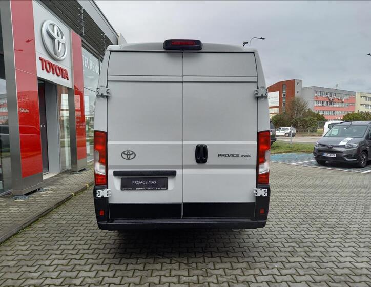 Toyota ProAce 5