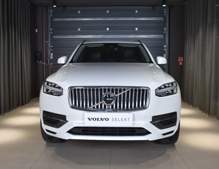 Volvo XC90 6