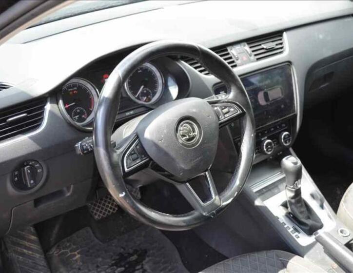 Škoda Octavia 21