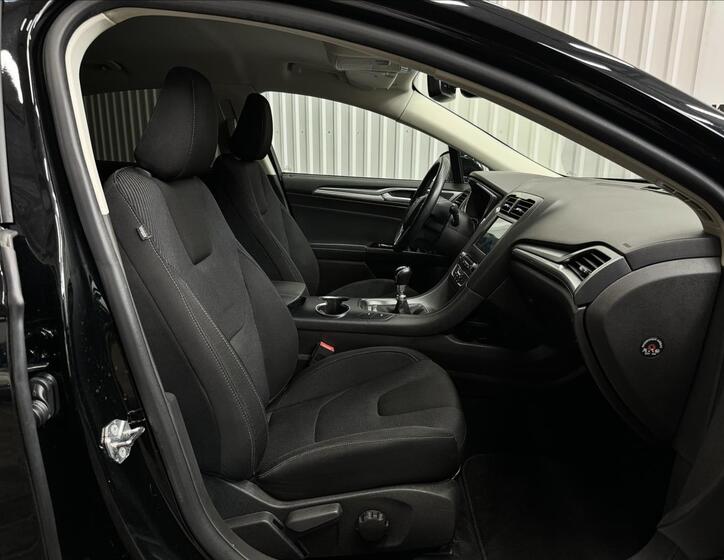Ford Mondeo 32