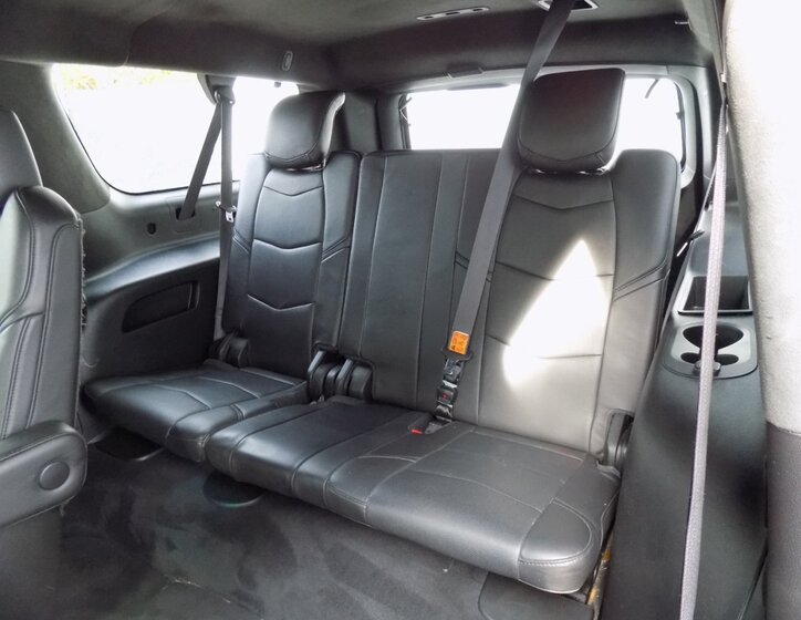 Cadillac Escalade 11