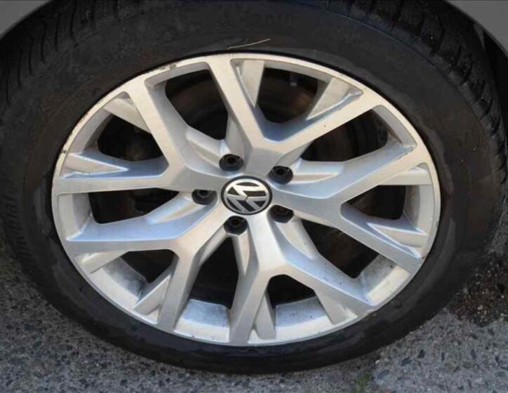 Volkswagen Passat 8