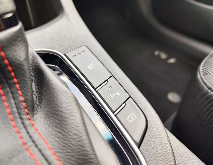 Hyundai i30 24