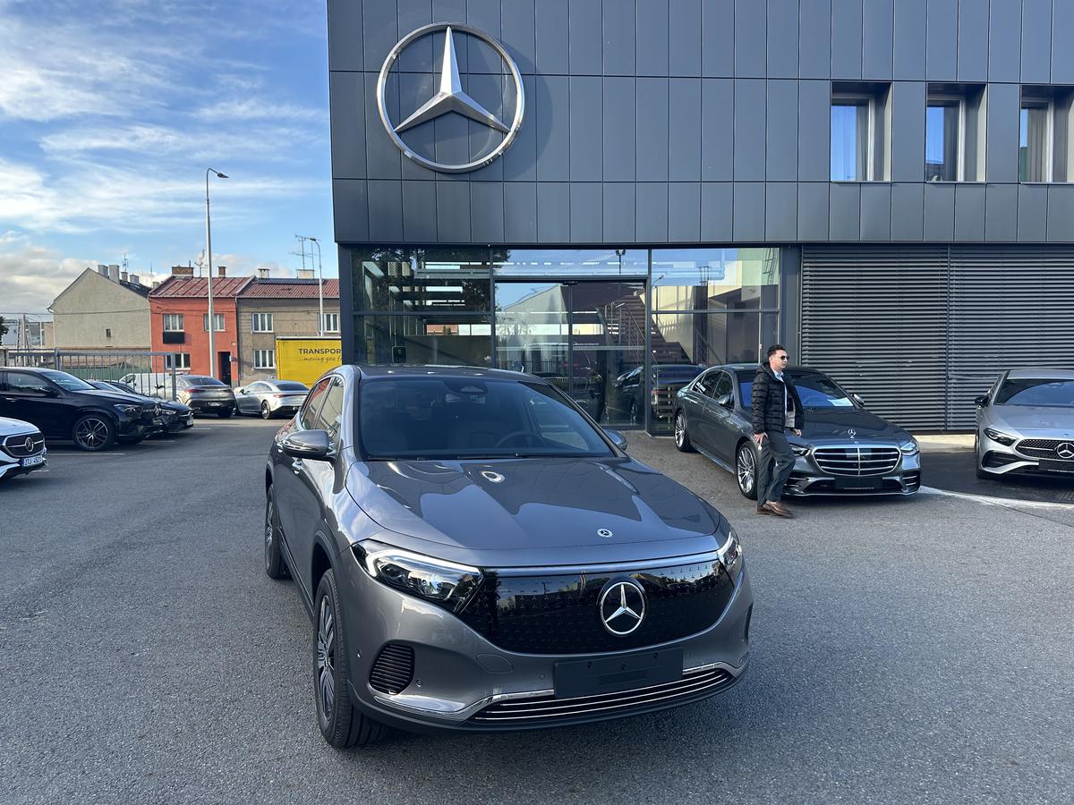 Mercedes-Benz EQA