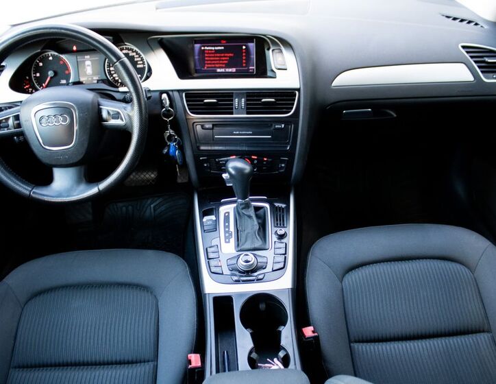 Audi A4 11