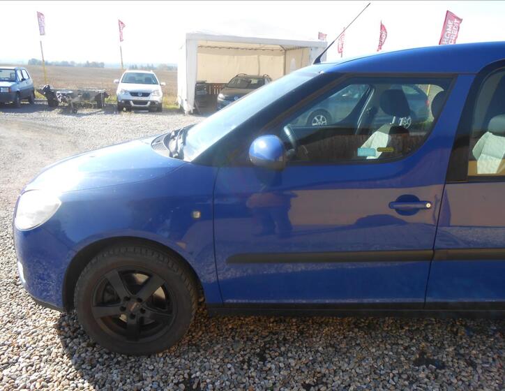 Škoda Roomster 10