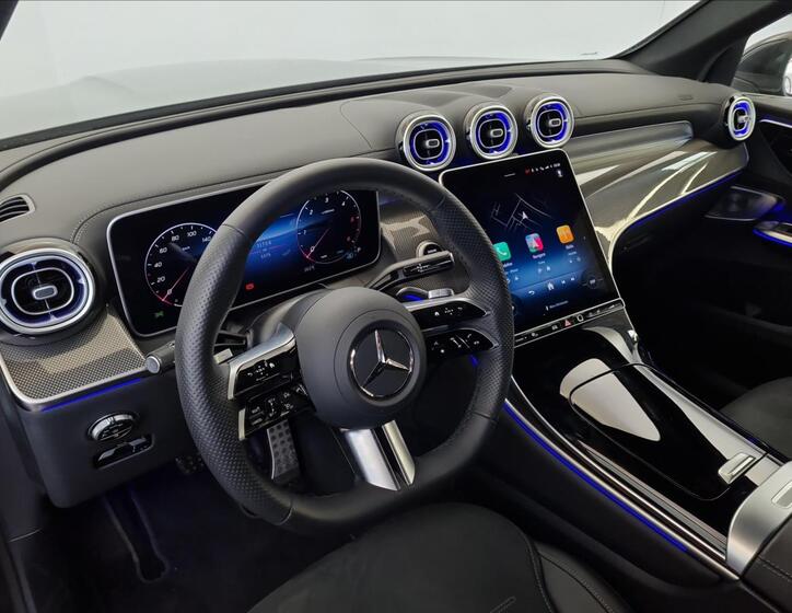 Mercedes-Benz GLC 9