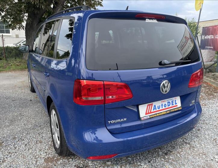 Volkswagen Touran 3