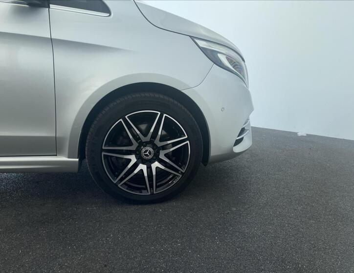 Mercedes-Benz Třídy V 28