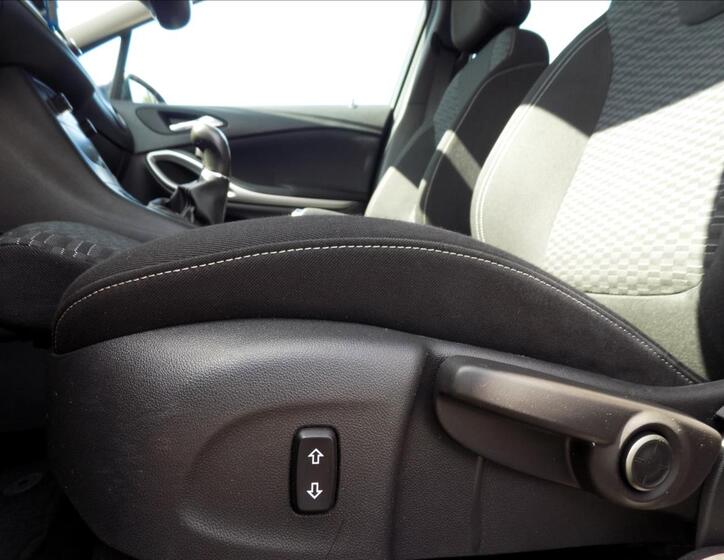 Opel Astra 19