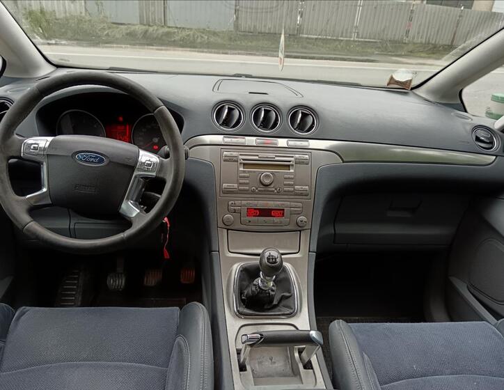 Ford S-MAX 17