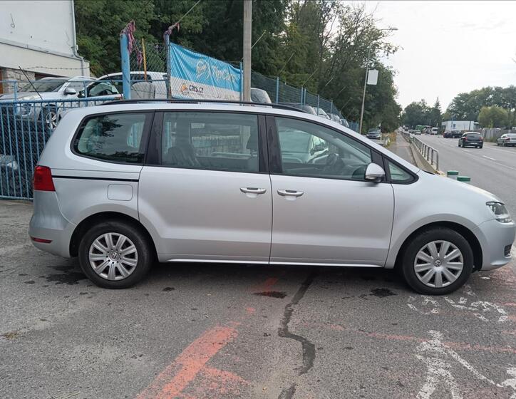 Volkswagen Sharan 12
