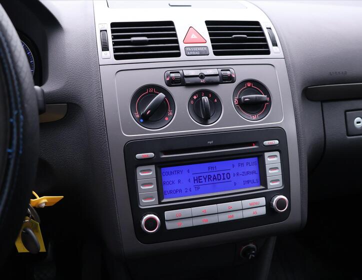 Volkswagen Touran 23