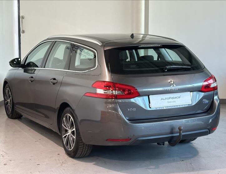 Peugeot 308 6