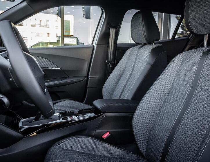 Peugeot 2008 9
