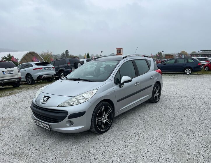 Peugeot 207 10