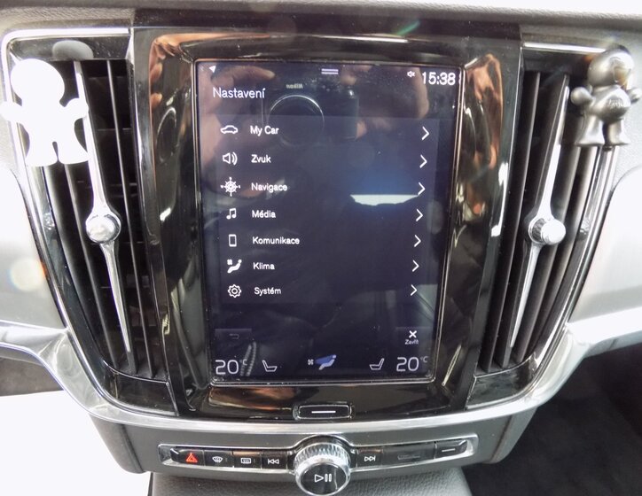 Volvo S90 27