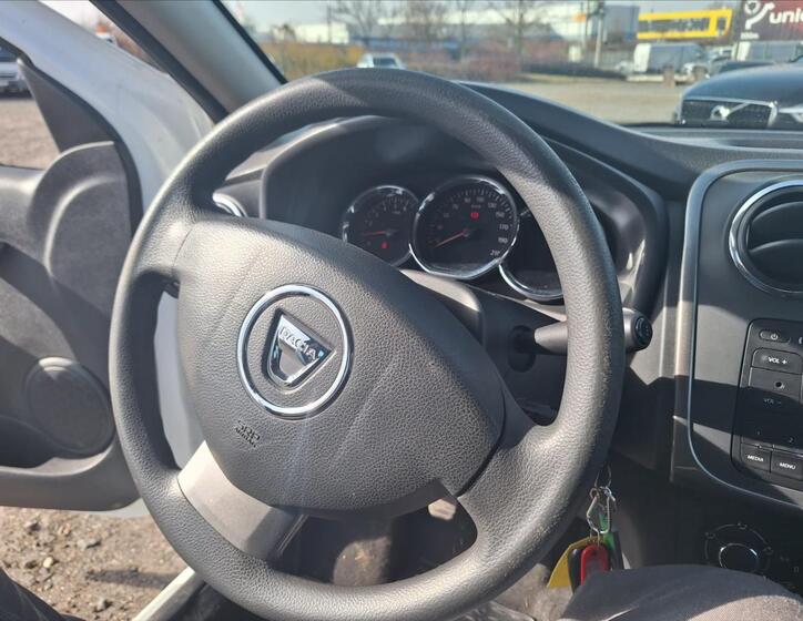 Dacia Logan 9