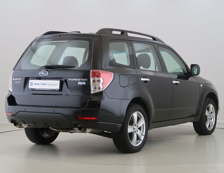 Subaru Forester 5