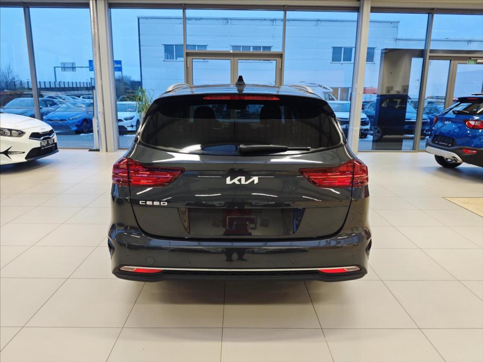 KIA Ceed 4