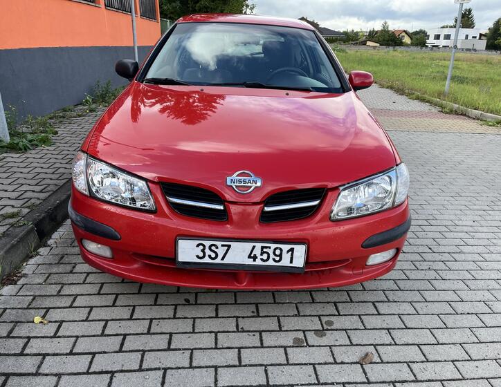 Nissan Almera 3